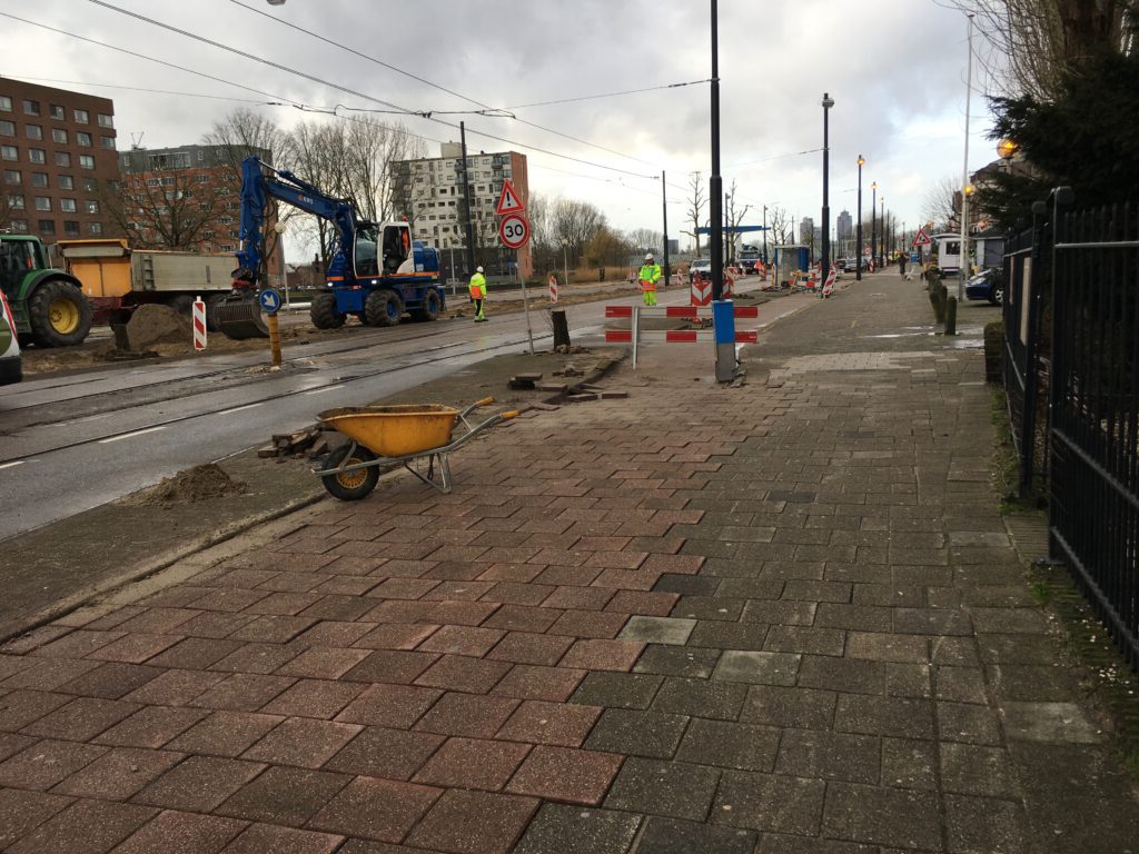 Hartveldseweg tijdelijke oplossing voor fietsers en voetgangers